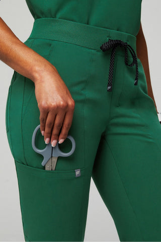 on-call scrub jogger