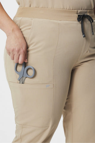 on-call scrub jogger