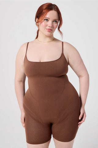 luxe360 sculptknit® short jumpsuit 4"