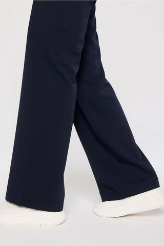high-rise wide leg scrub pant