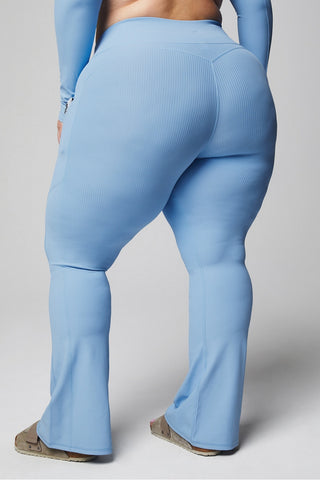 oasis rib hw crossover kick flare