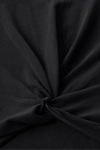 100% cotton front-twist tee