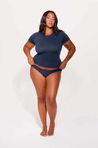 stretchy fit crew tee