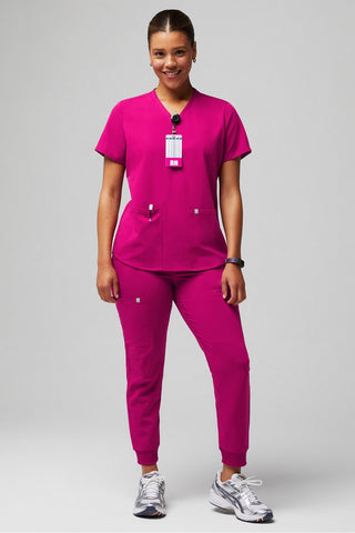 method 2-pocket scrub top