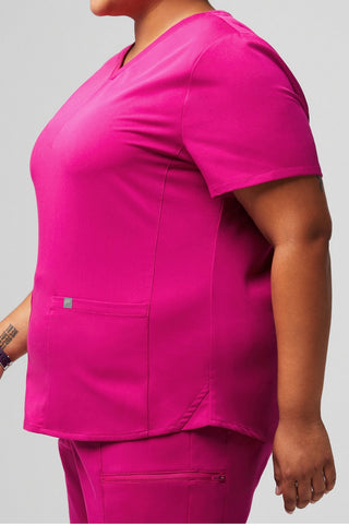 method 2-pocket scrub top