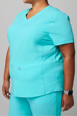 method 2-pocket scrub top