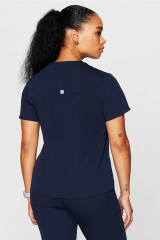 vital 1-pocket scrub top (petite fit)
