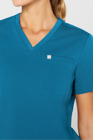 vital 1-pocket scrub top (petite fit)